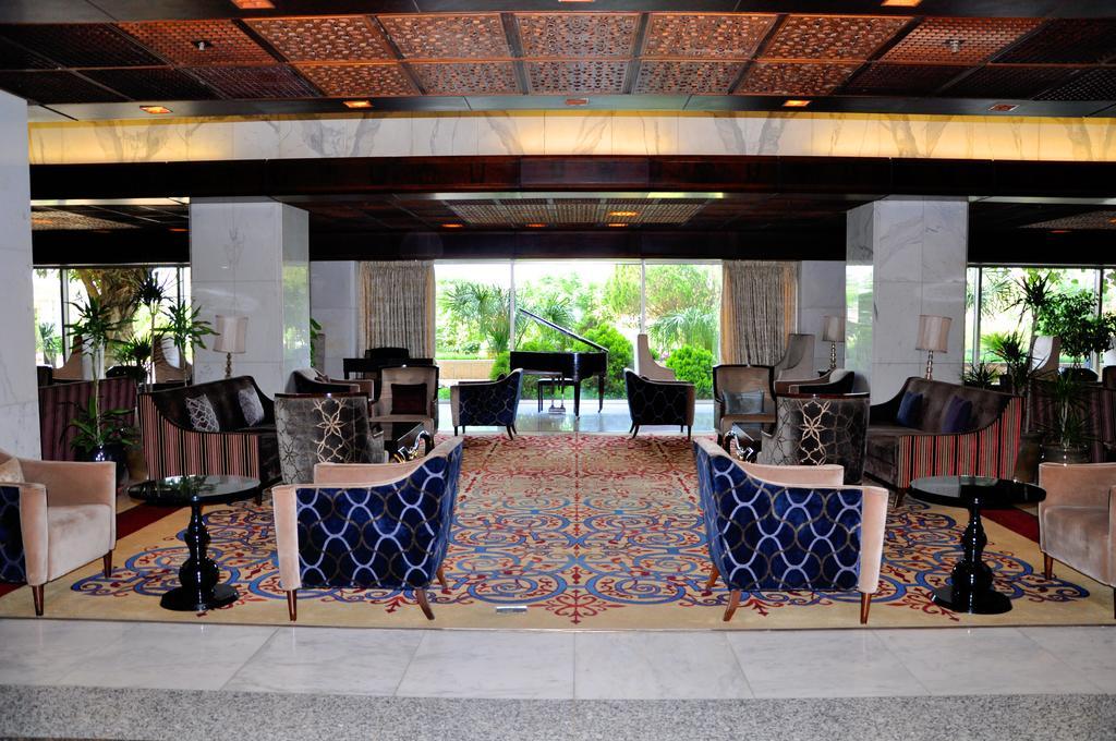 Royal Tulip Alrasheed Hotel Baghdād Exterior photo