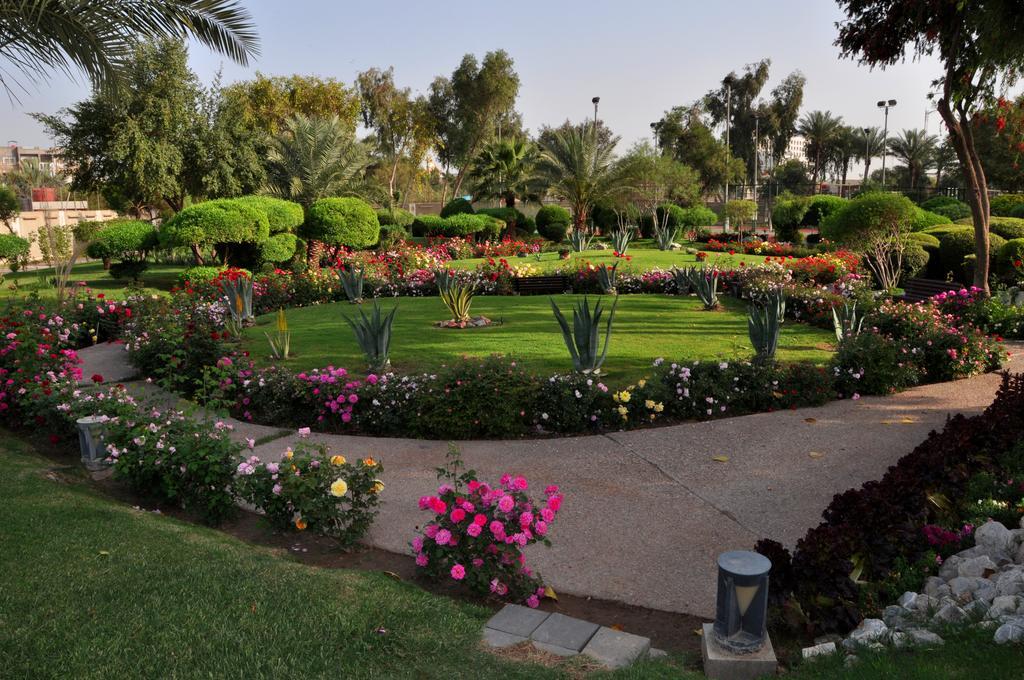 Royal Tulip Alrasheed Hotel Baghdād Exterior photo