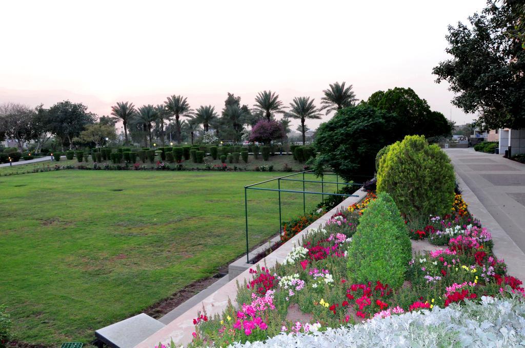 Royal Tulip Alrasheed Hotel Baghdād Exterior photo