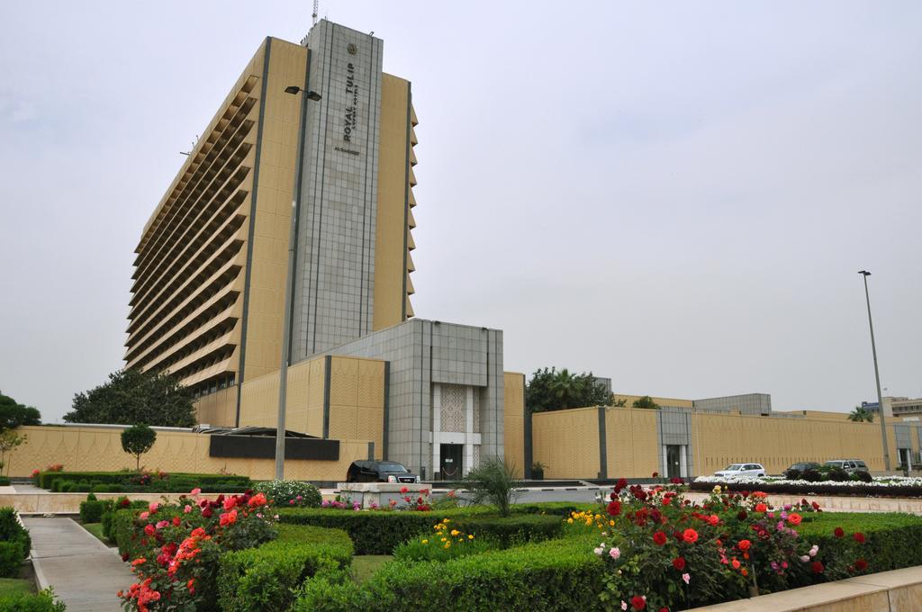 Royal Tulip Alrasheed Hotel Baghdād Exterior photo